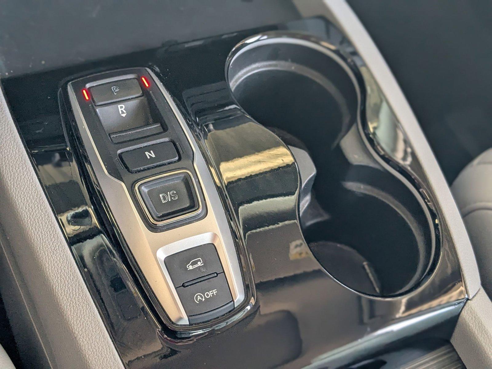 2019 Honda Pilot Vehicle Photo in Valencia, CA 91355