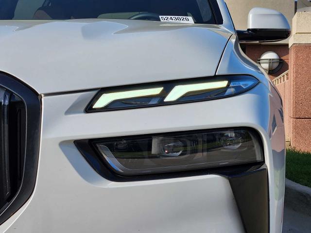 2024 BMW X7 xDrive40i Vehicle Photo in PLANO, TX 75024