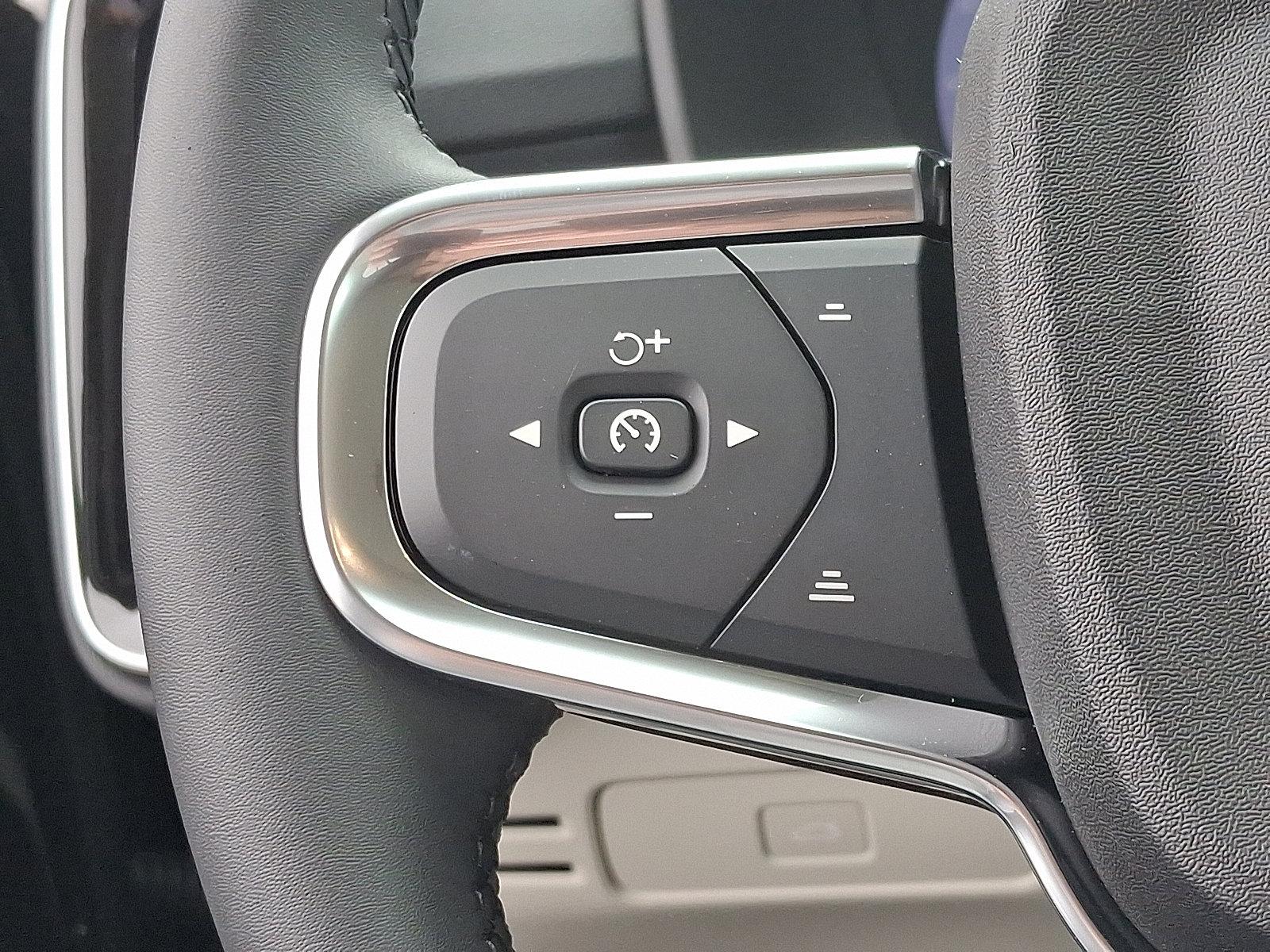 2025 Volvo XC40 Vehicle Photo in Trevose, PA 19053