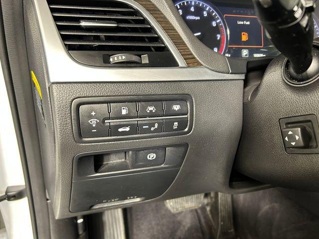 2017 Genesis G80 Vehicle Photo in MEDINA, OH 44256-9631