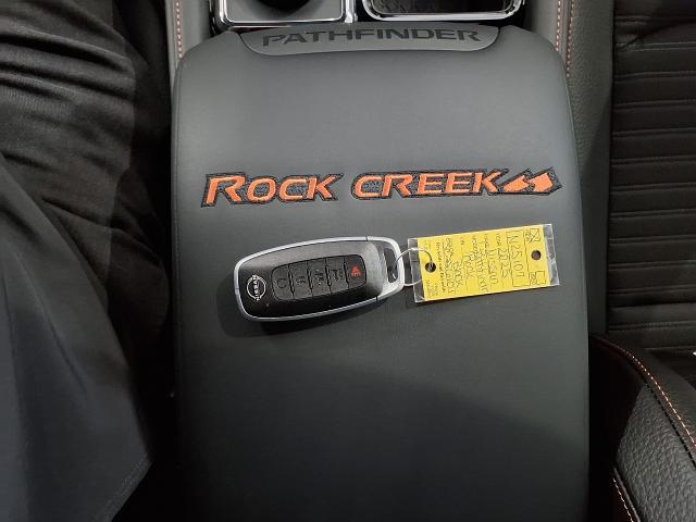 2025 Nissan Pathfinder Vehicle Photo in Oshkosh, WI 54904