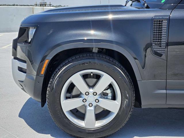 2024 Defender Vehicle Photo in AUSTIN, TX 78717
