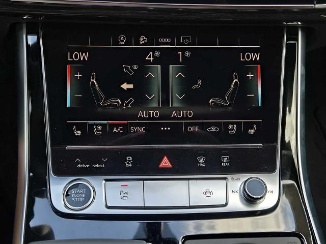 2025 Audi Q7 Vehicle Photo in SUGAR LAND, TX 77478