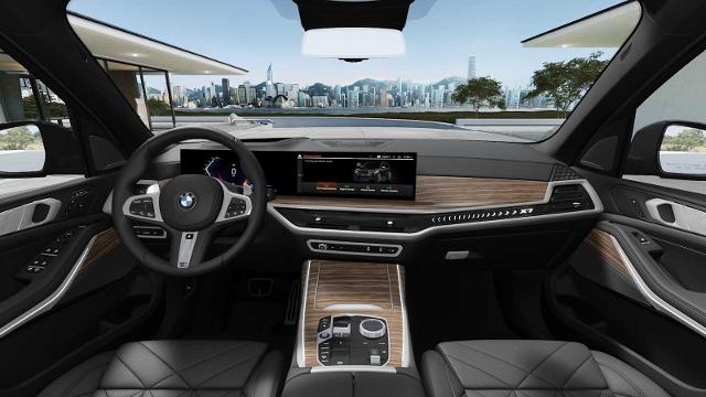 2026 BMW X7 xDrive40i Vehicle Photo in GRAPEVINE, TX 76051