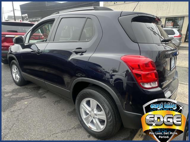 2022 Chevrolet Trax Vehicle Photo in Roslyn, NY 11576