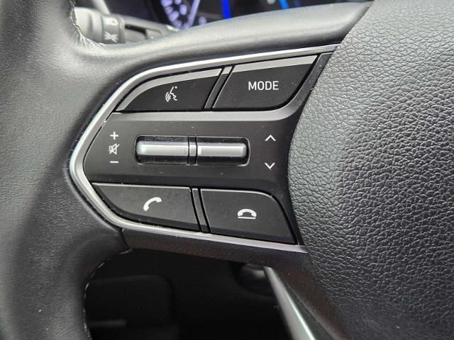 2020 Hyundai SANTA FE Vehicle Photo in DENTON, TX 76210-9321