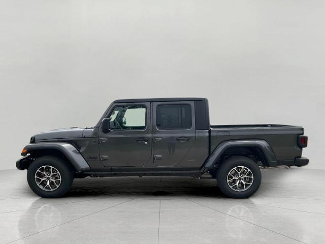 2025 Jeep Gladiator Vehicle Photo in Kaukauna, WI 54130