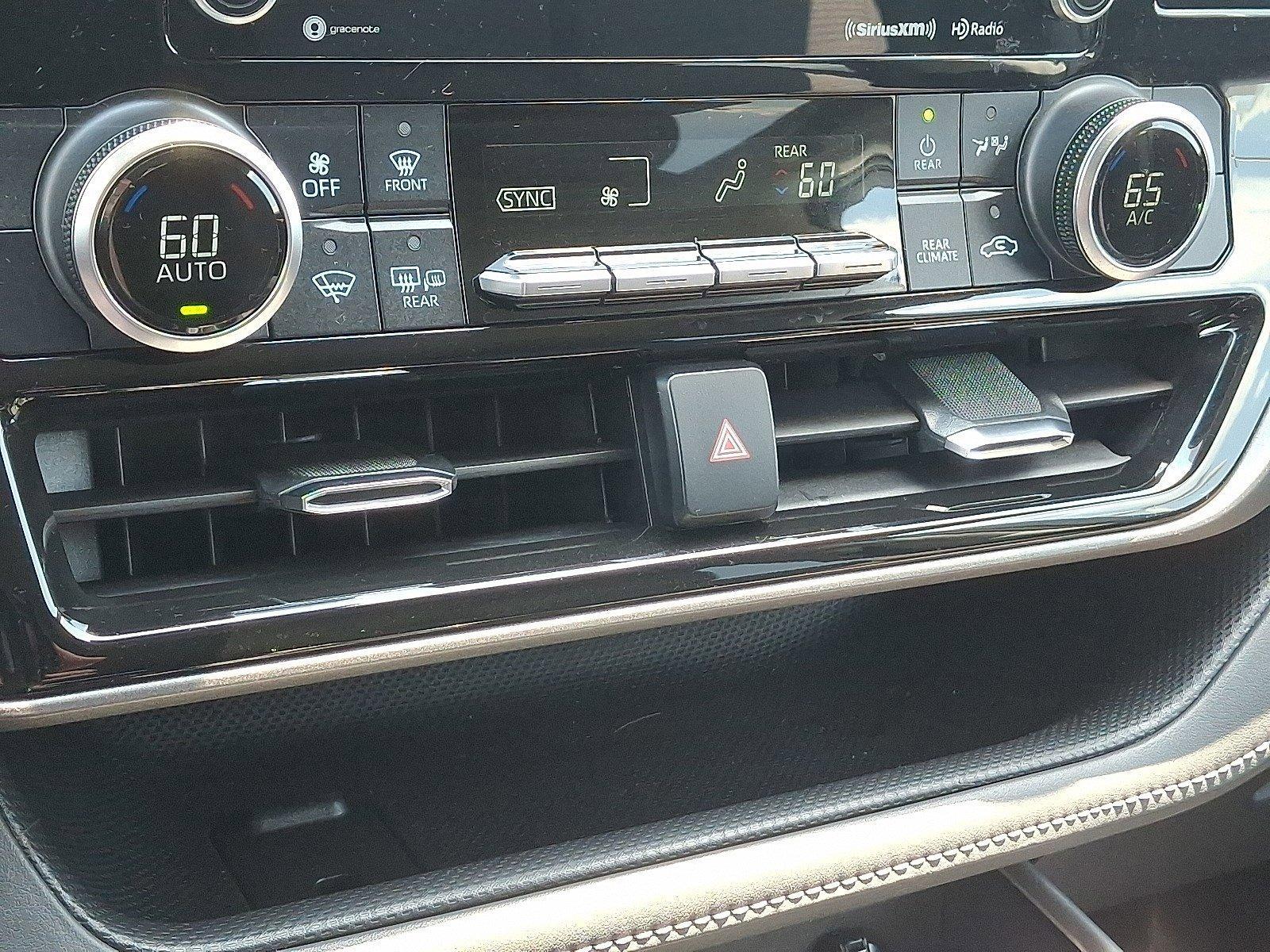 2022 Toyota Highlander Vehicle Photo in Harrisburg, PA 17111