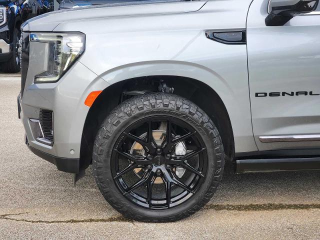 2023 GMC Yukon Vehicle Photo in DENTON, TX 76210-9321