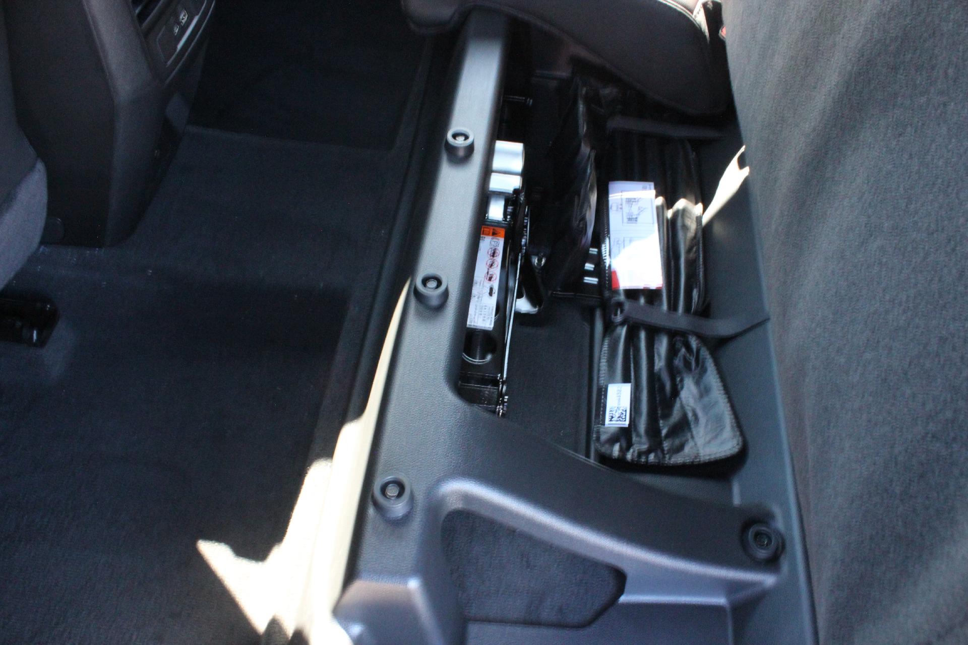 2024 GMC Canyon Vehicle Photo in AURORA, CO 80012-4011