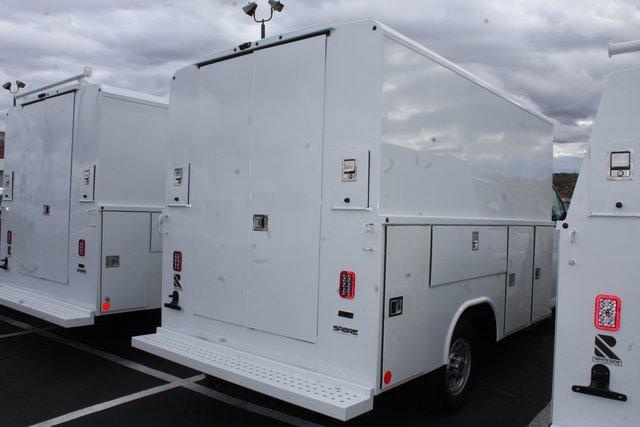 2024 GMC Savana Cutaway 3500 Vehicle Photo in SAINT CLAIRSVILLE, OH 43950-8512