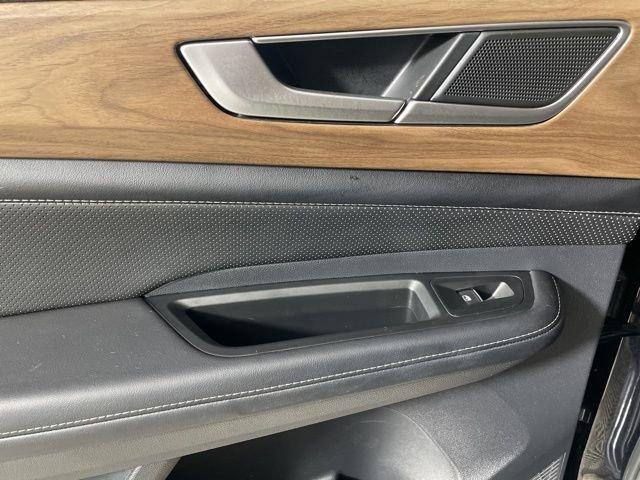 2024 Volkswagen Atlas Vehicle Photo in PHOENIX, AZ 85014-3381