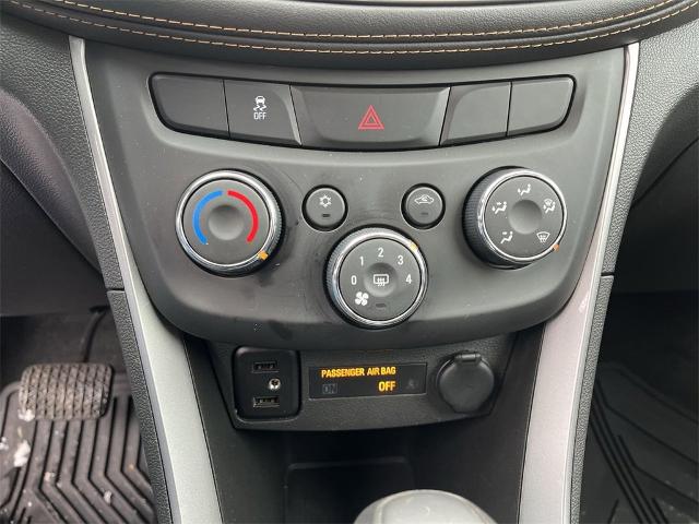 2022 Chevrolet Trax Vehicle Photo in TULLY, NY 13159-3159
