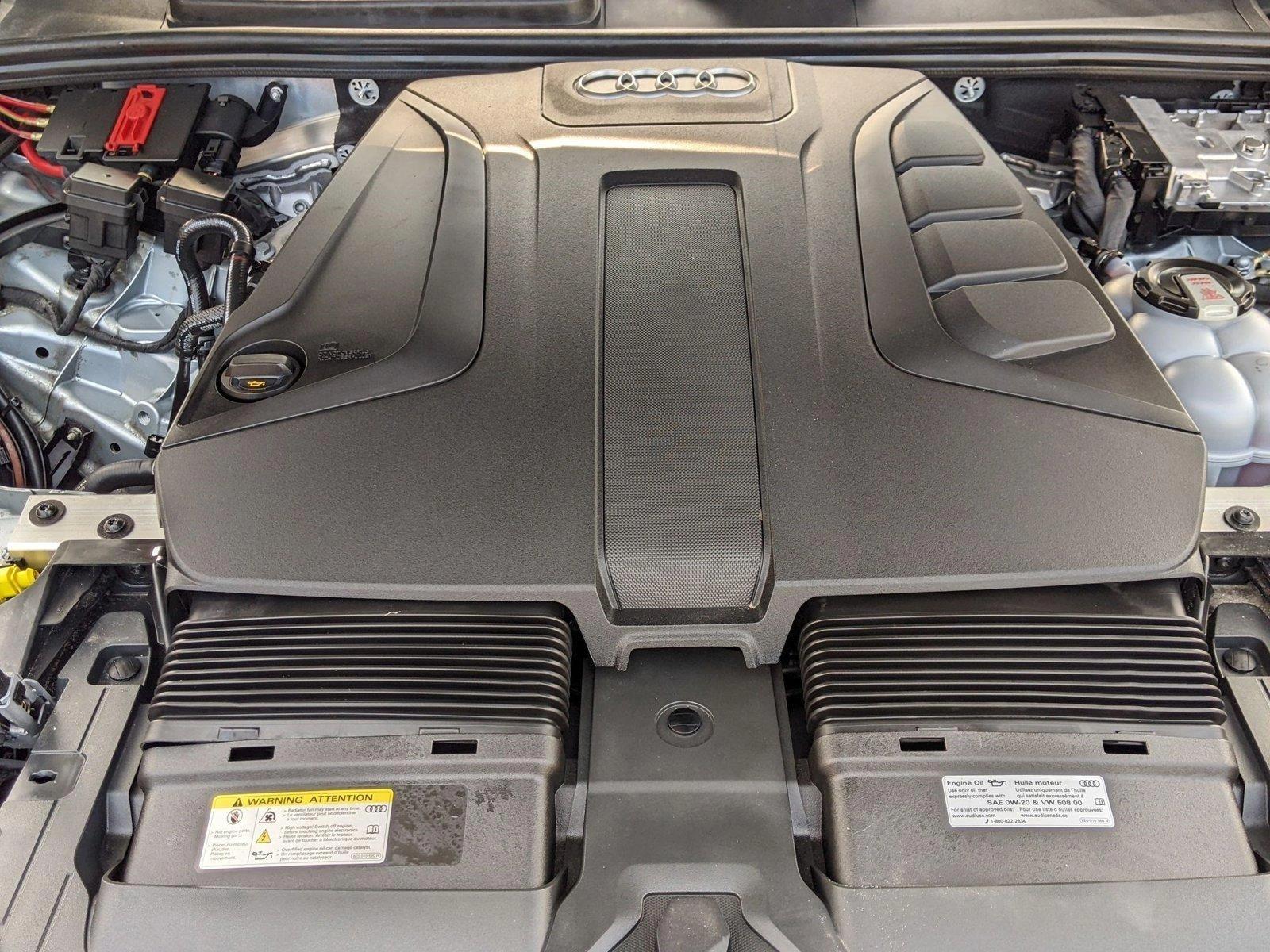 2024 Audi Q7 Vehicle Photo in TIMONIUM, MD 21093-2300
