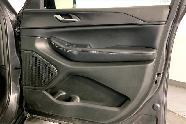 2024 Jeep Grand Cherokee L Vehicle Photo in Kansas City, MO 64114