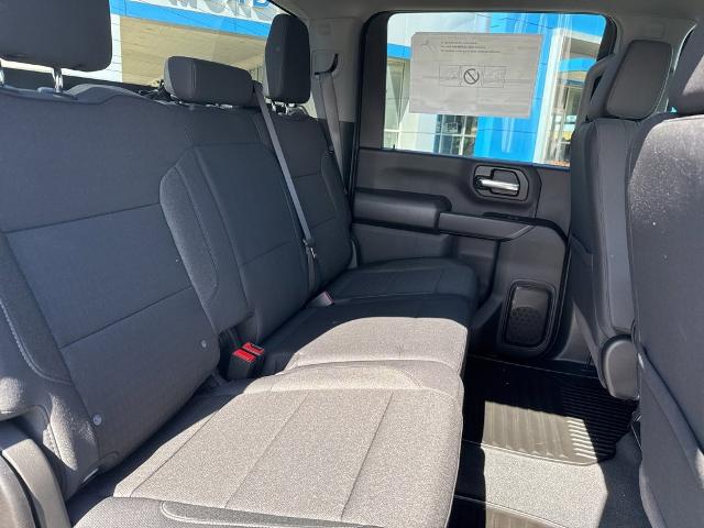 2025 Chevrolet Silverado 2500 HD Vehicle Photo in MANHATTAN, KS 66502-5036