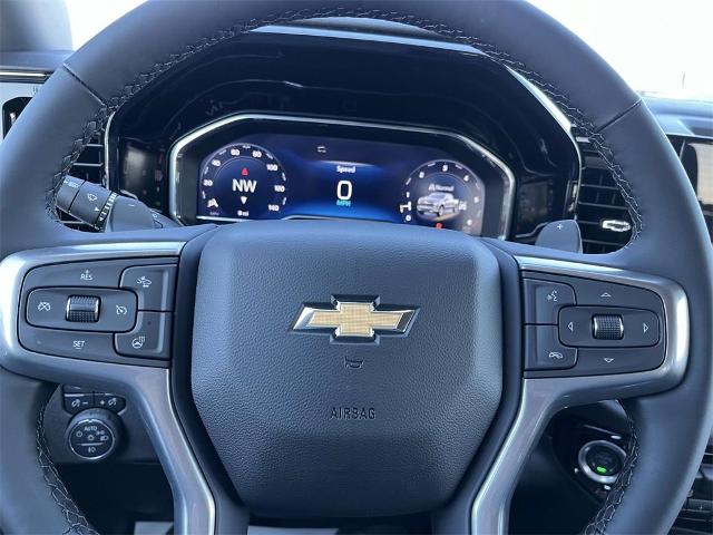 2025 Chevrolet Silverado 1500 Vehicle Photo in ALCOA, TN 37701-3235