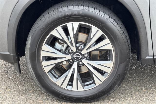 2023 Nissan Rogue Vehicle Photo in ELK GROVE, CA 95757-8703