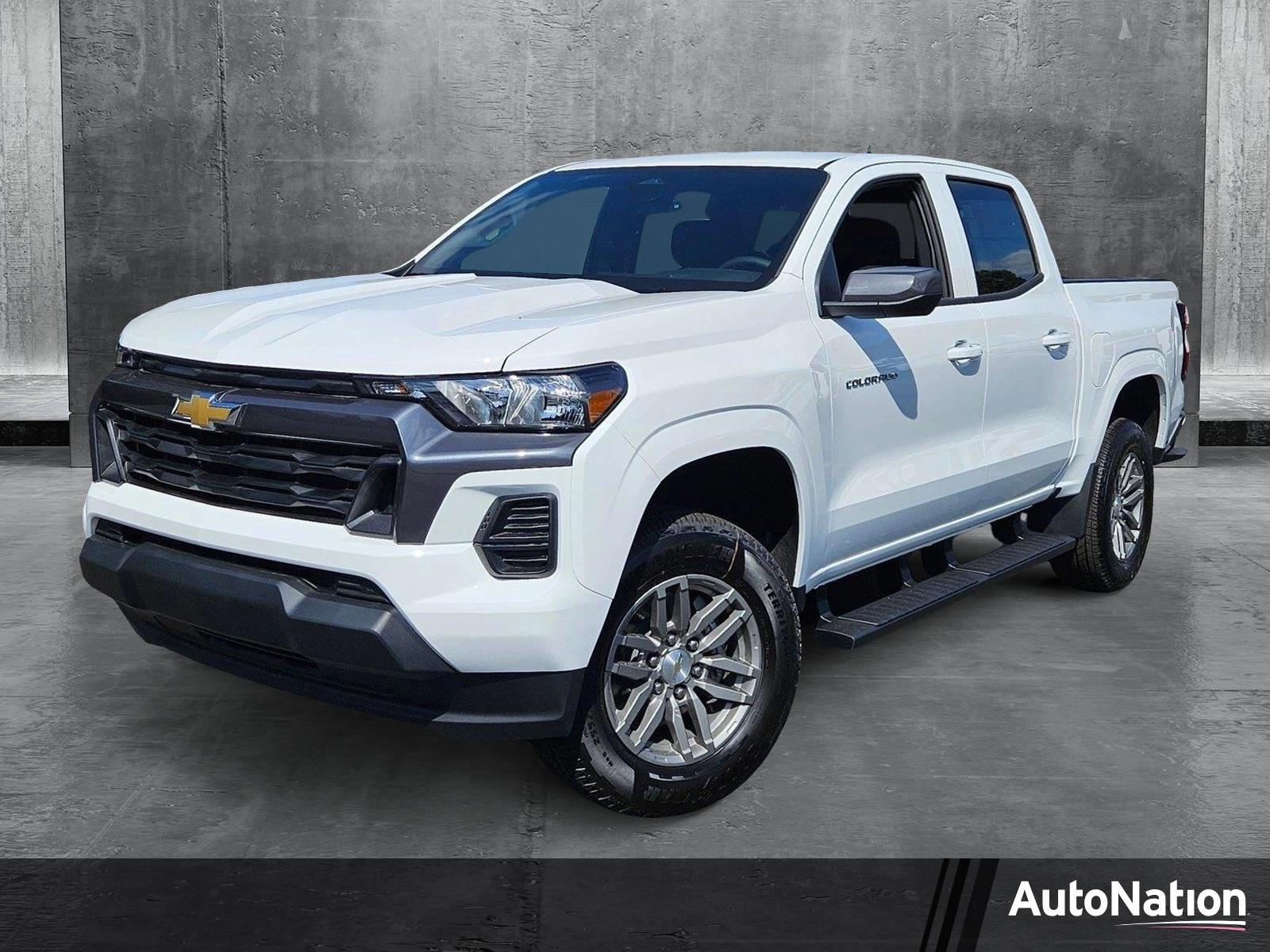 2025 Chevrolet Colorado Vehicle Photo in GREENACRES, FL 33463-3207