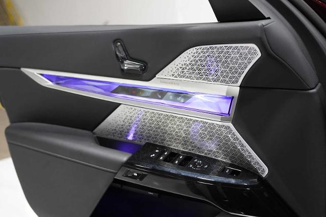2024 BMW i7 Vehicle Photo in GRAPEVINE, TX 76051