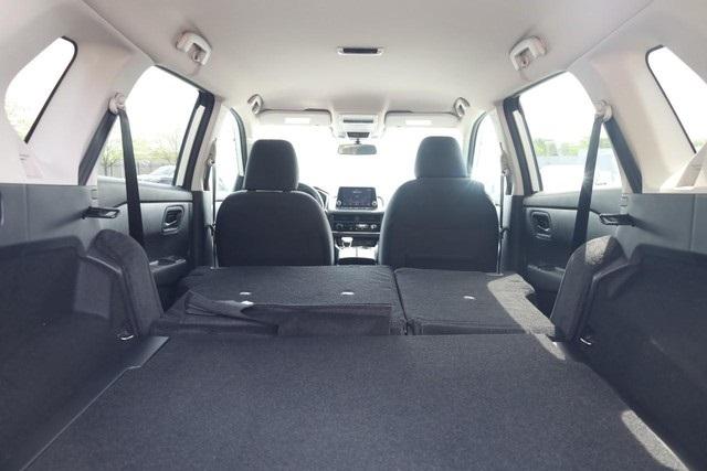 2025 Nissan Rogue Vehicle Photo in Hazelwood, MO 63042