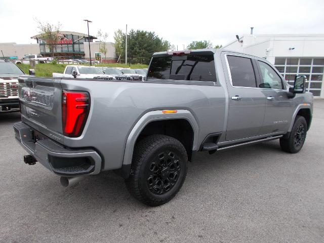2025 GMC Sierra 2500 HD Vehicle Photo in LOWELL, MA 01852-4336