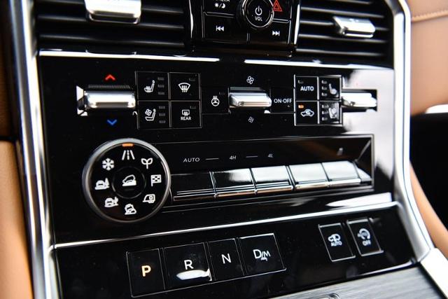 2025 Nissan Armada Vehicle Photo in Ballwin, MO 63011