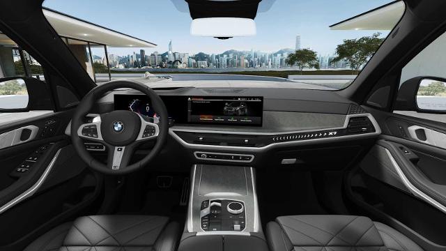 2026 BMW X7 xDrive40i Vehicle Photo in GRAPEVINE, TX 76051