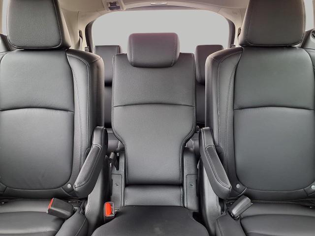 2025 Honda Odyssey Vehicle Photo in Oshkosh, WI 54904