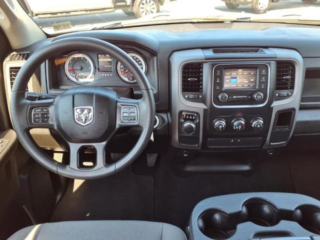 2022 Ram 1500 Classic Vehicle Photo in EMPORIA, VA 23847-1235