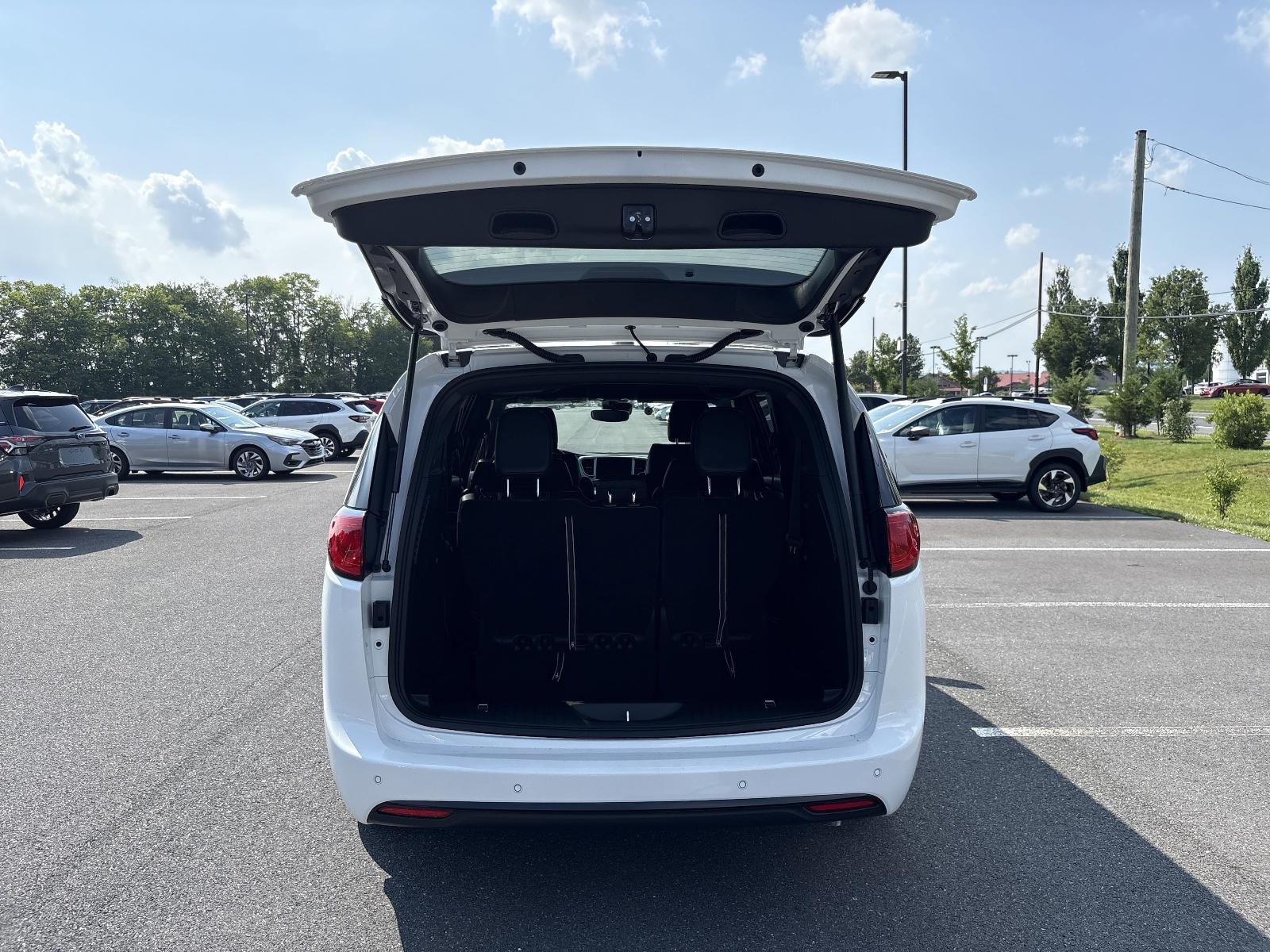 2025 Chrysler Voyager Vehicle Photo in Mechanicsburg, PA 17050-1707