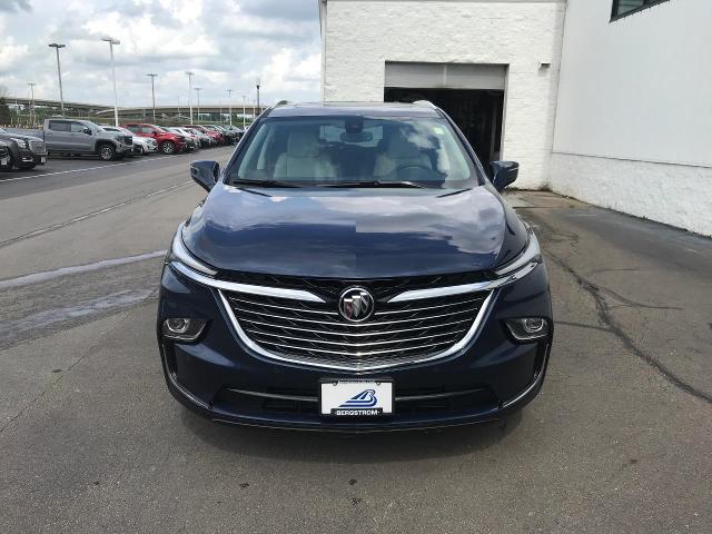 2023 Buick Enclave Vehicle Photo in GREEN BAY, WI 54303-3330