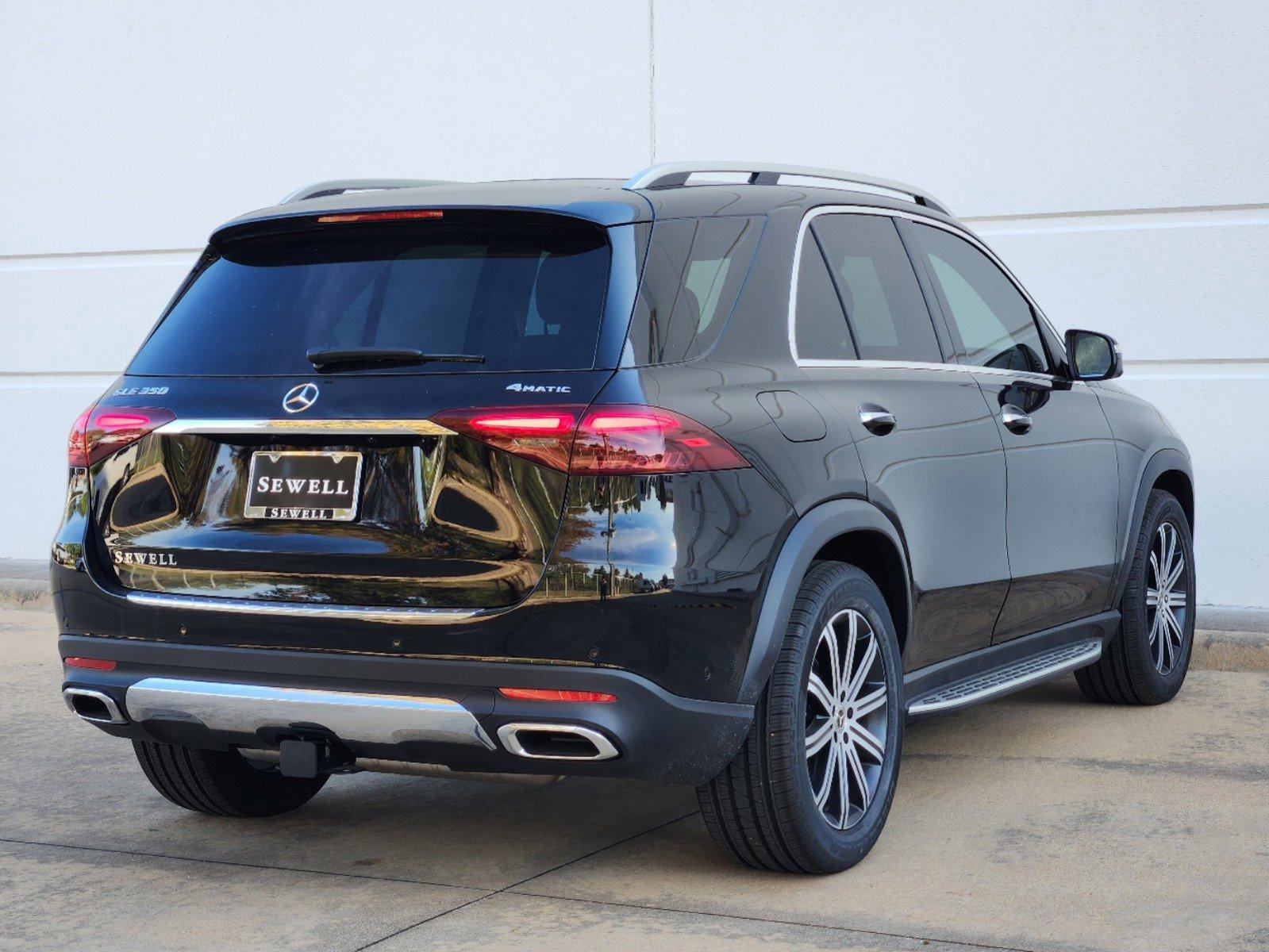 2025 Mercedes-Benz GLE Vehicle Photo in HOUSTON, TX 77079