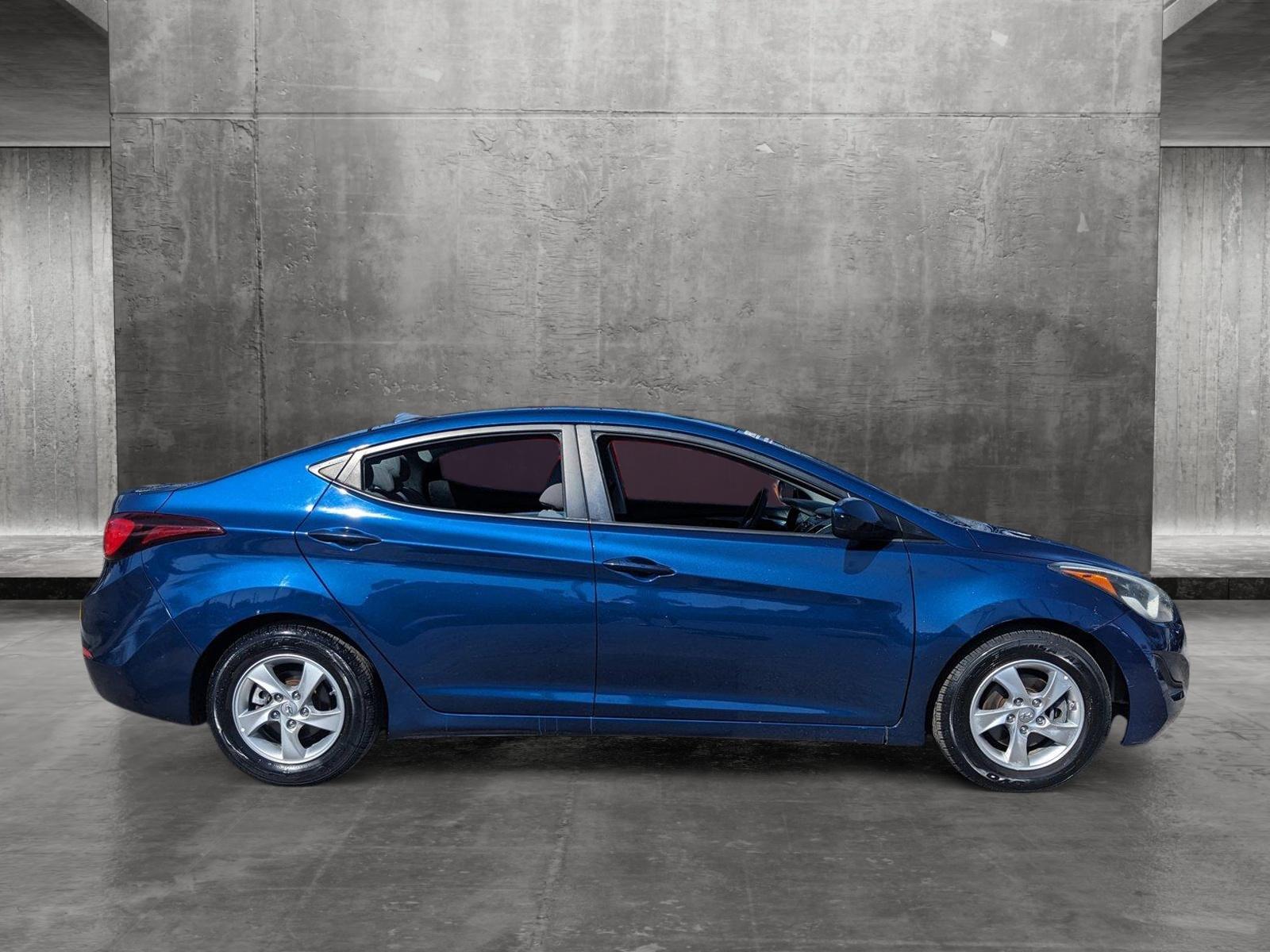 2015 Hyundai ELANTRA Vehicle Photo in Tampa, FL 33614