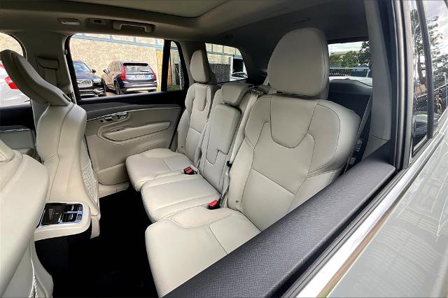 2025 Volvo XC90 Vehicle Photo in Houston, TX 77007