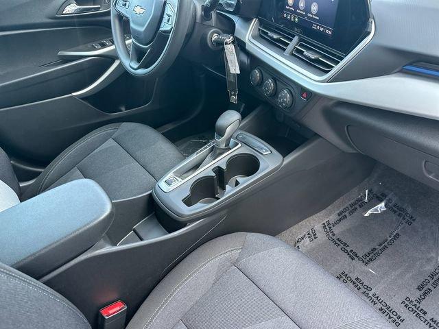 2025 Chevrolet Trax Vehicle Photo in RIVERSIDE, CA 92504-4106