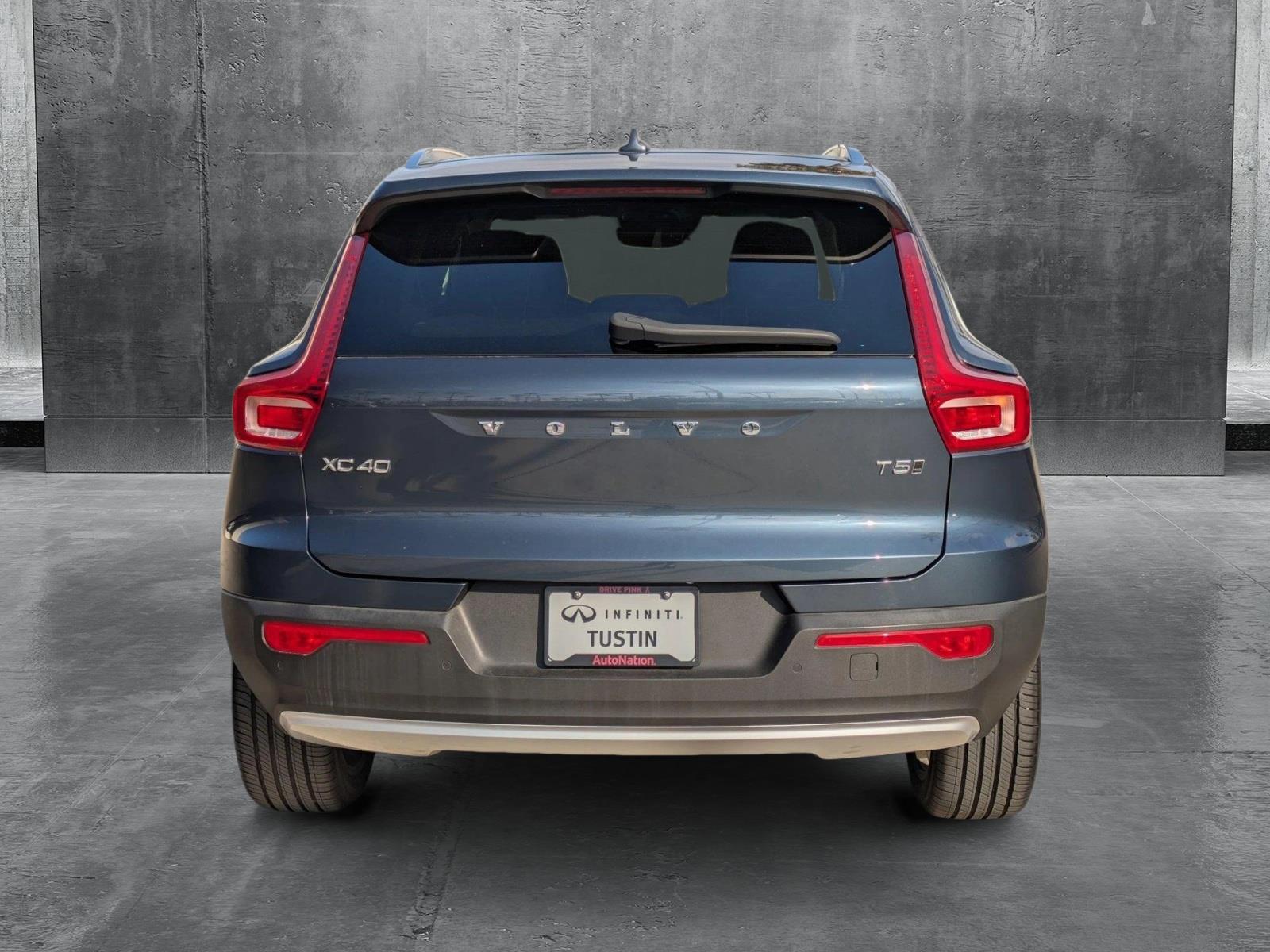 2021 Volvo XC40 Vehicle Photo in Tustin, CA 92782