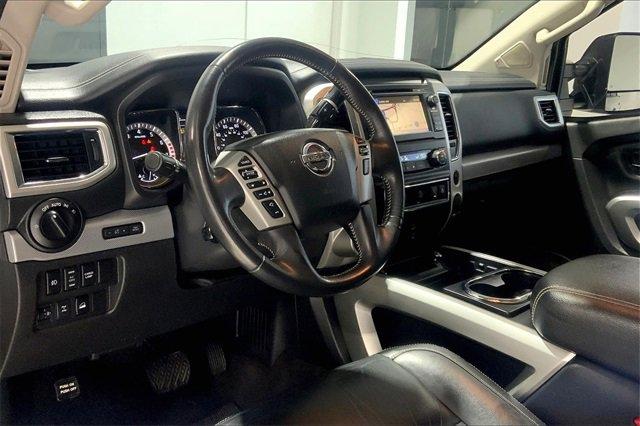 2018 Nissan Titan Vehicle Photo in TOPEKA, KS 66609-0000