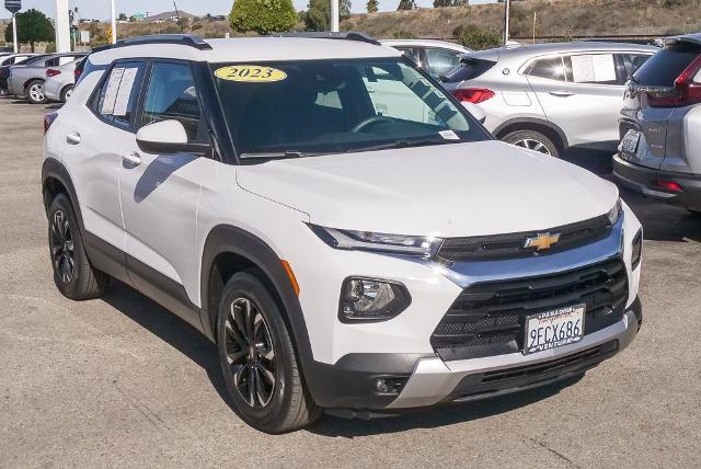 2023 Chevrolet Trailblazer Vehicle Photo in VENTURA, CA 93003-8585