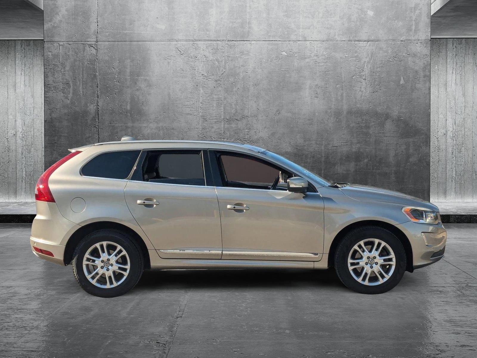 2015 Volvo XC60 Vehicle Photo in Towson, MD 21204