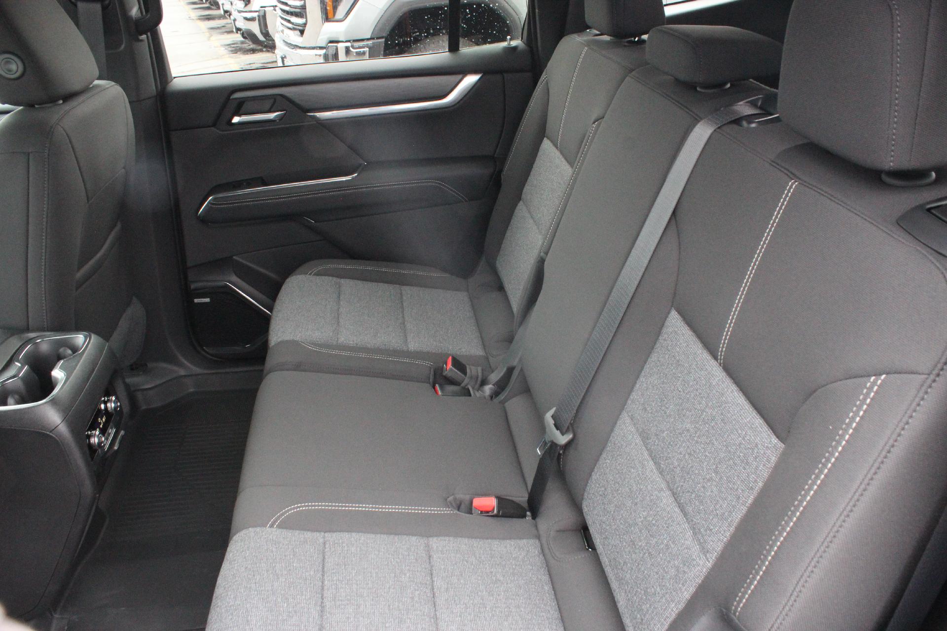 2025 GMC Acadia Vehicle Photo in AURORA, CO 80012-4011