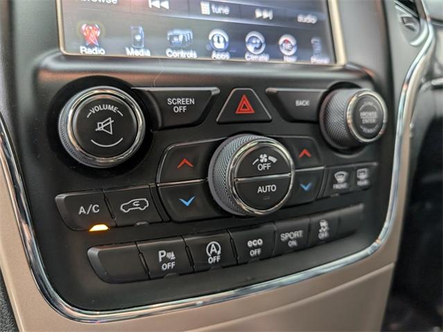2017 Jeep Grand Cherokee Vehicle Photo in ENGLEWOOD, CO 80113-6708