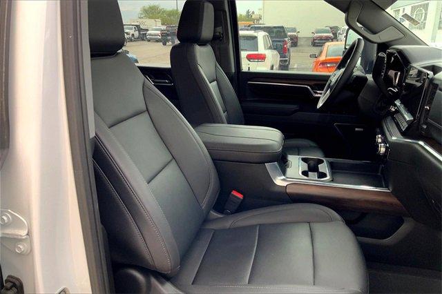 2024 GMC Sierra 3500 HD Vehicle Photo in TOPEKA, KS 66609-0000