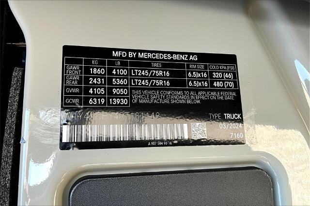 2024 Mercedes-Benz Sprinter Cargo Van Vehicle Photo in Tulsa, OK 74145