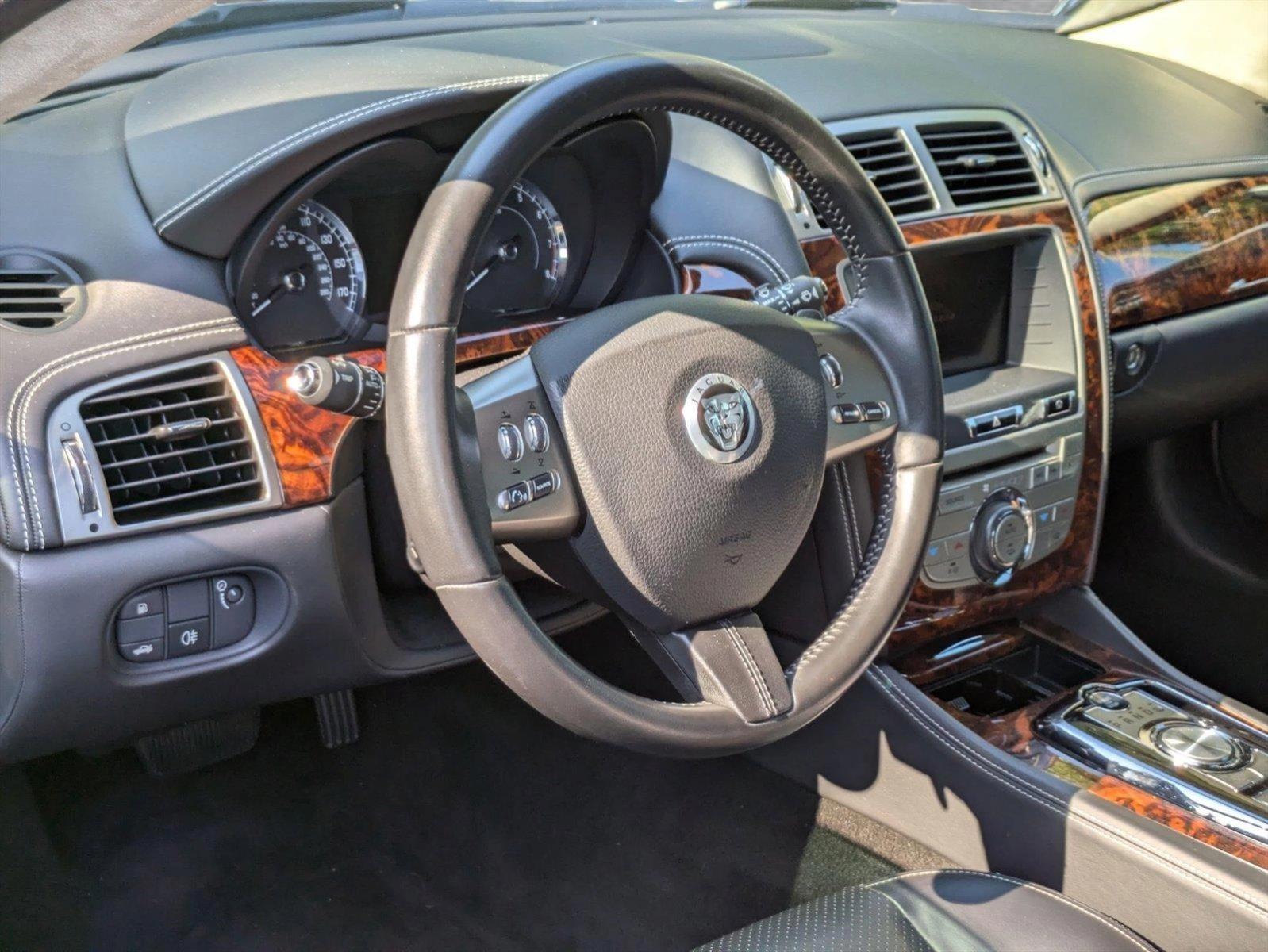 2010 Jaguar XK Vehicle Photo in Tampa, FL 33614