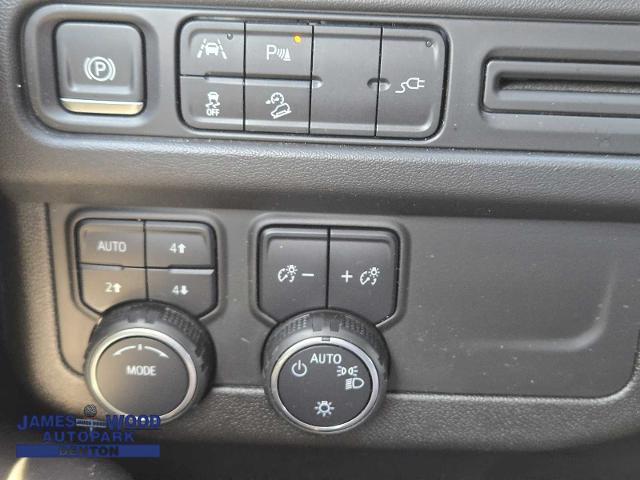 2022 Chevrolet Tahoe Vehicle Photo in DENTON, TX 76210-9321