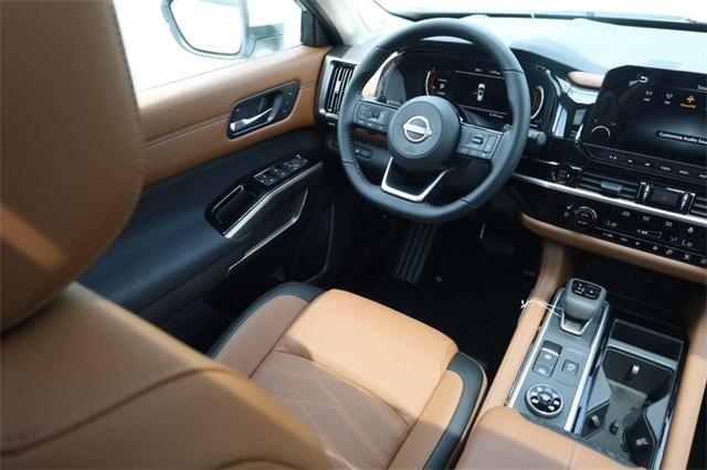 2025 Nissan Pathfinder Vehicle Photo in Hazelwood, MO 63042