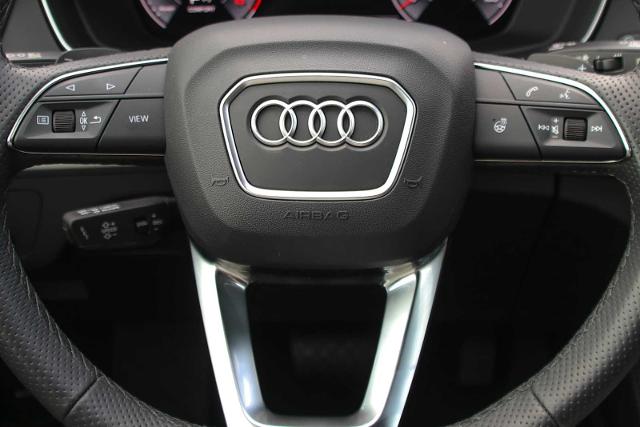 2024 Audi Q5 Vehicle Photo in SUGAR LAND, TX 77478