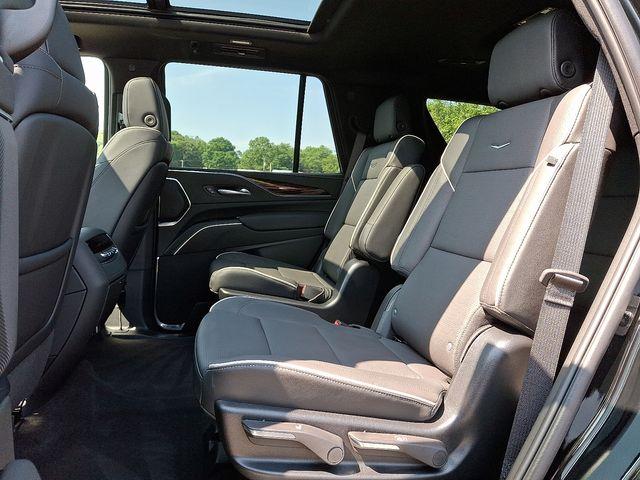 2024 Cadillac Escalade Vehicle Photo in DANBURY, CT 06810-5034