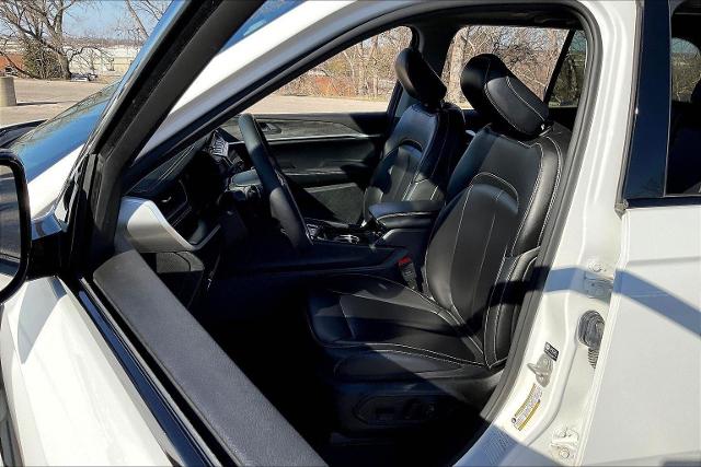 2023 Jeep Grand Cherokee Vehicle Photo in Tulsa, OK 74145